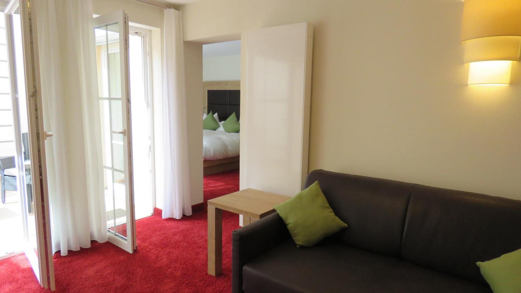 Hotel Zur Traube Uerzig Room photo